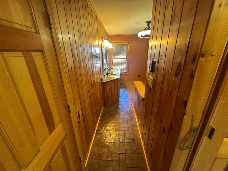 Photo 48